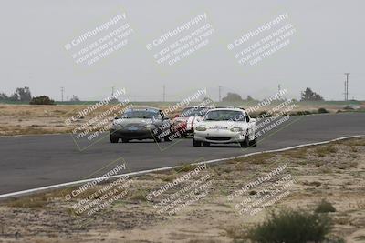 media/Jun-01-2025-CalClub SCCA (Sun) [[eae223c5dd]]/Group 5/Race (Front Straight)/